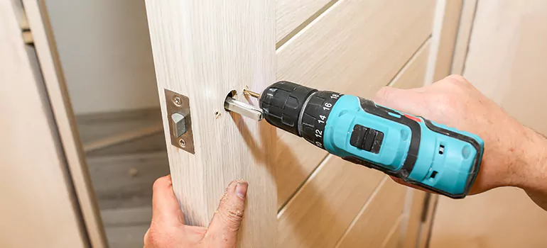 Old Door Knob Repair in Tallahassee, FL